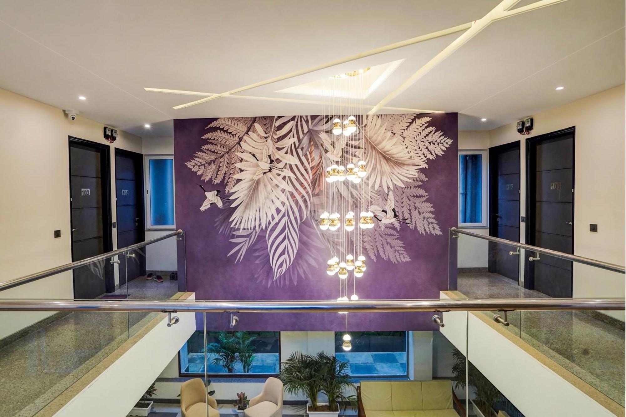 Hotel O Parkinn Gurgaon Dış mekan fotoğraf