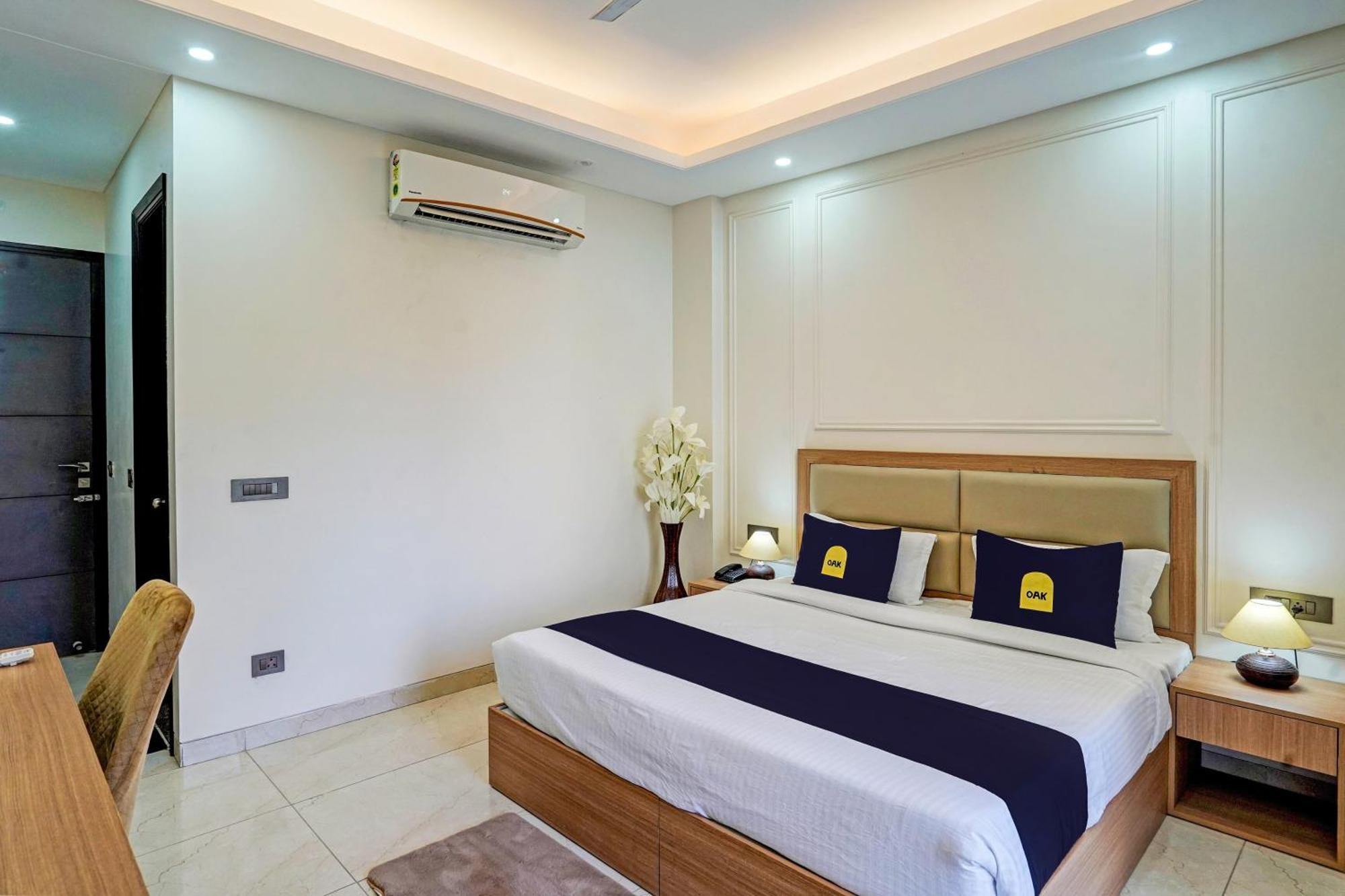 Hotel O Parkinn Gurgaon Dış mekan fotoğraf