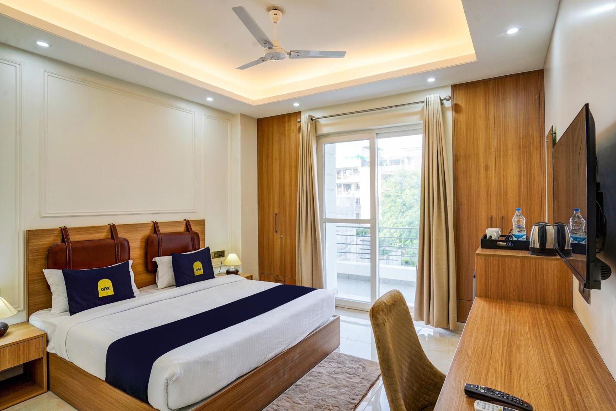 Hotel O Parkinn Gurgaon Dış mekan fotoğraf