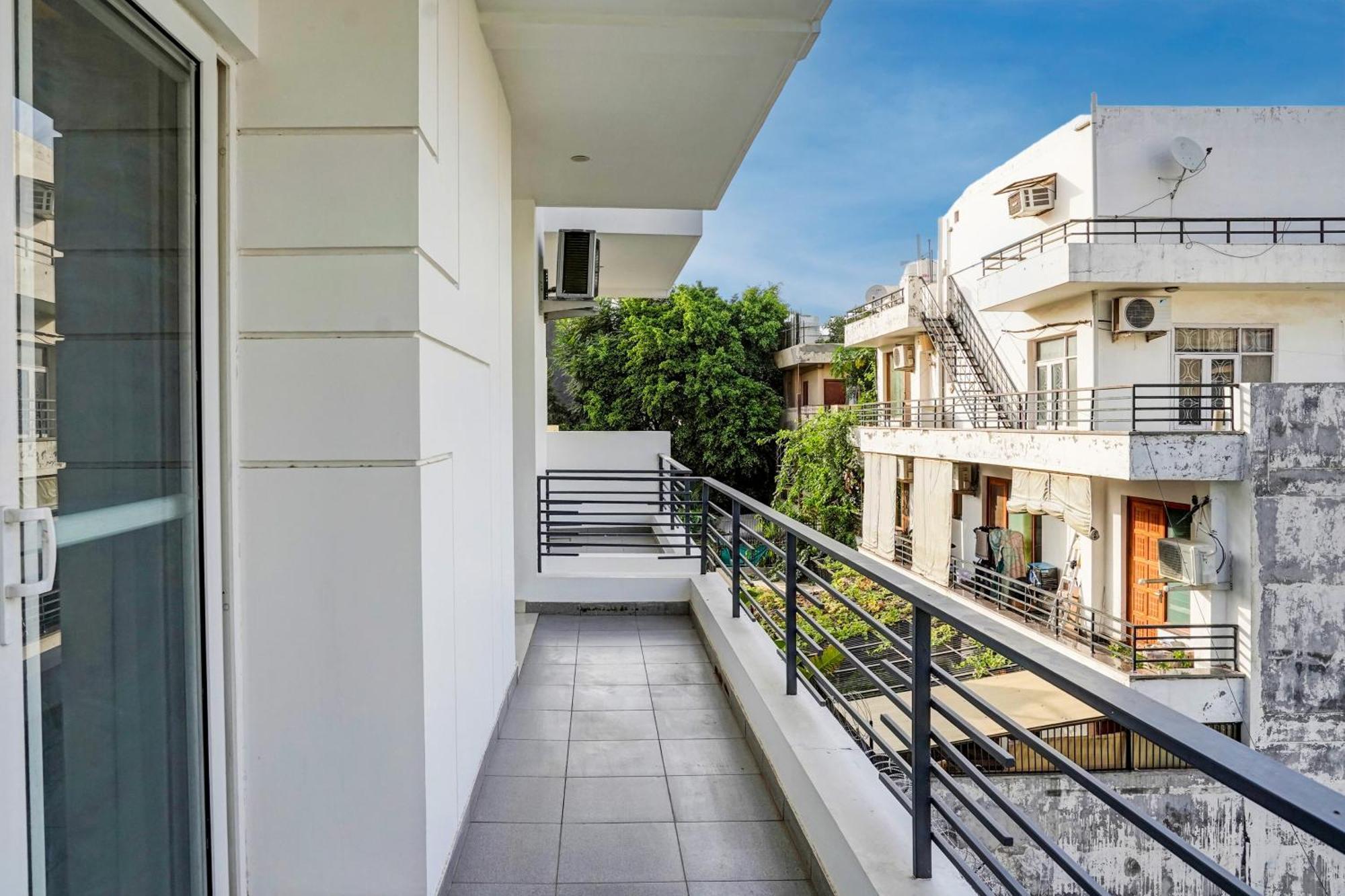 Hotel O Parkinn Gurgaon Dış mekan fotoğraf