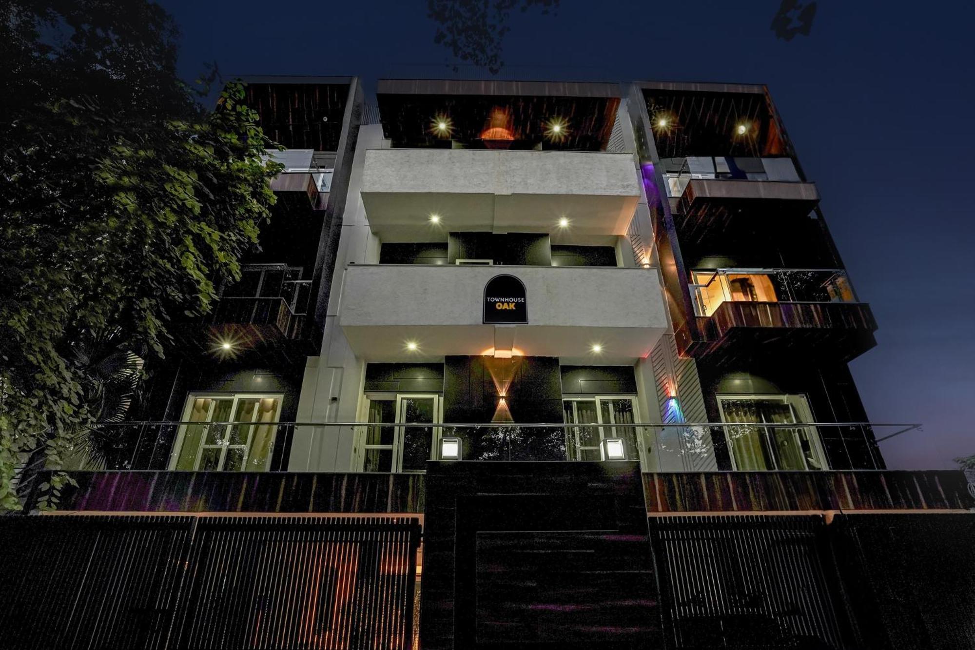 Hotel O Parkinn Gurgaon Dış mekan fotoğraf